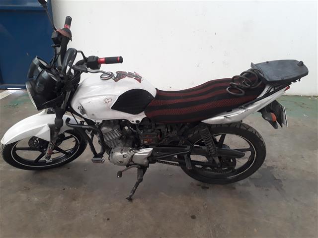YAMAHA YBR125 FACTOR ED 2014/2015