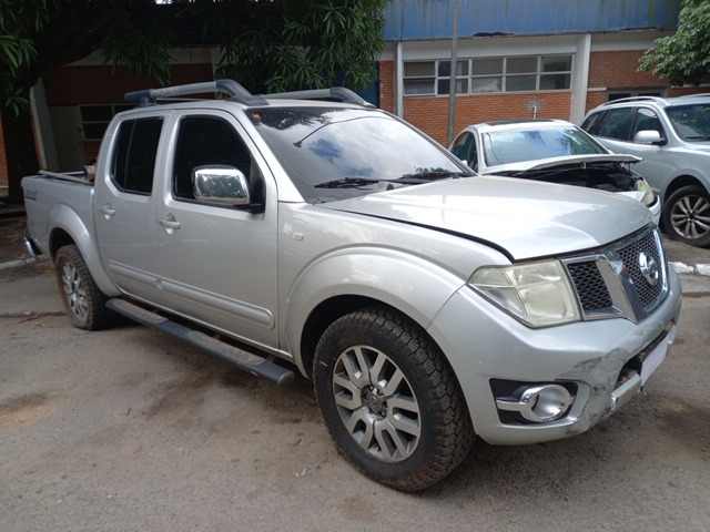 NISSAN FRONTIER SL 2.5  4X4 2014/2015